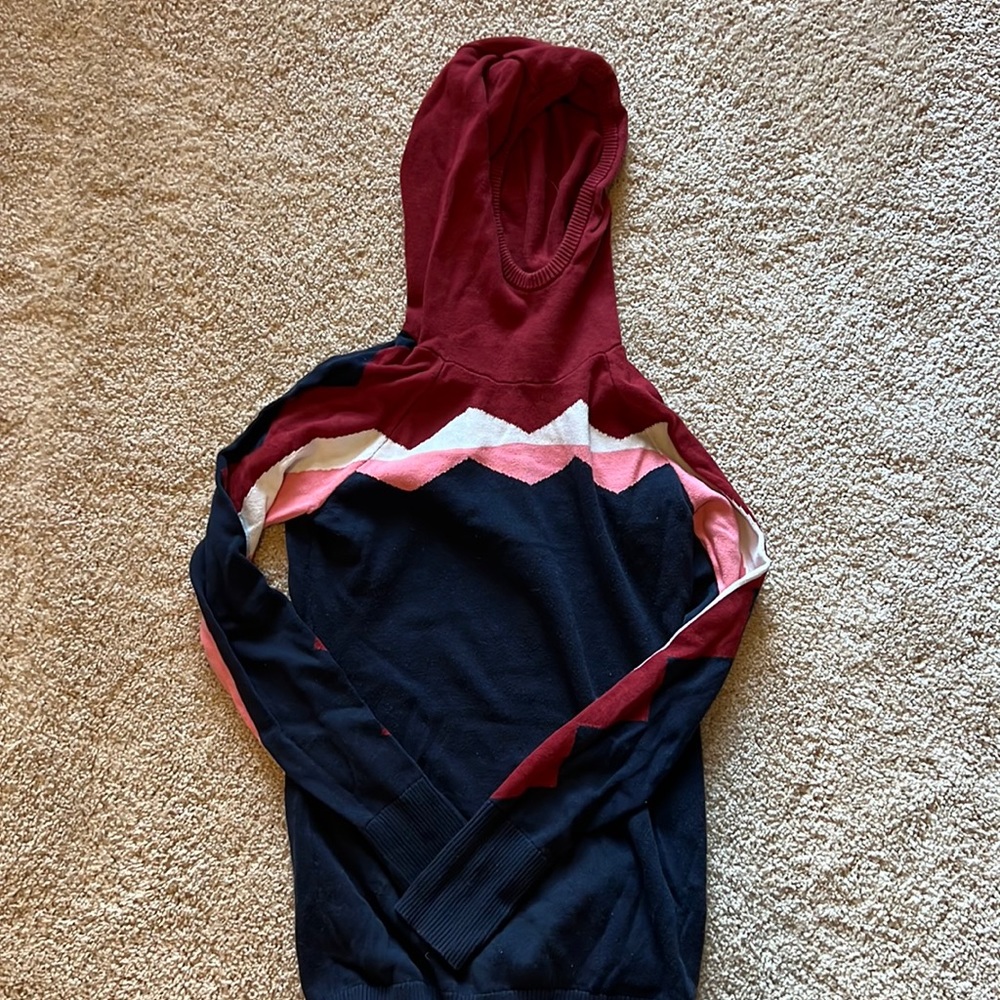 Gap Fit Women’s Small long sleeve long sleeve athletic shirt